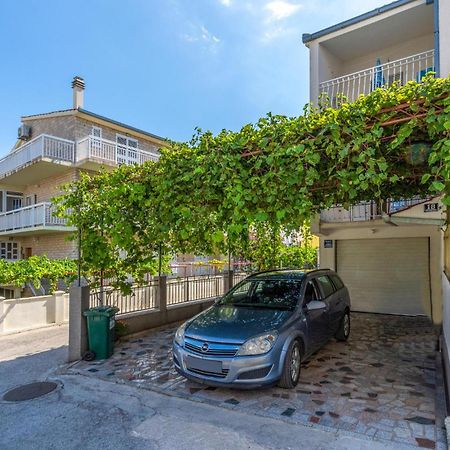 Lovely Apartment In Stobrec With Wifi Split Bagian luar foto