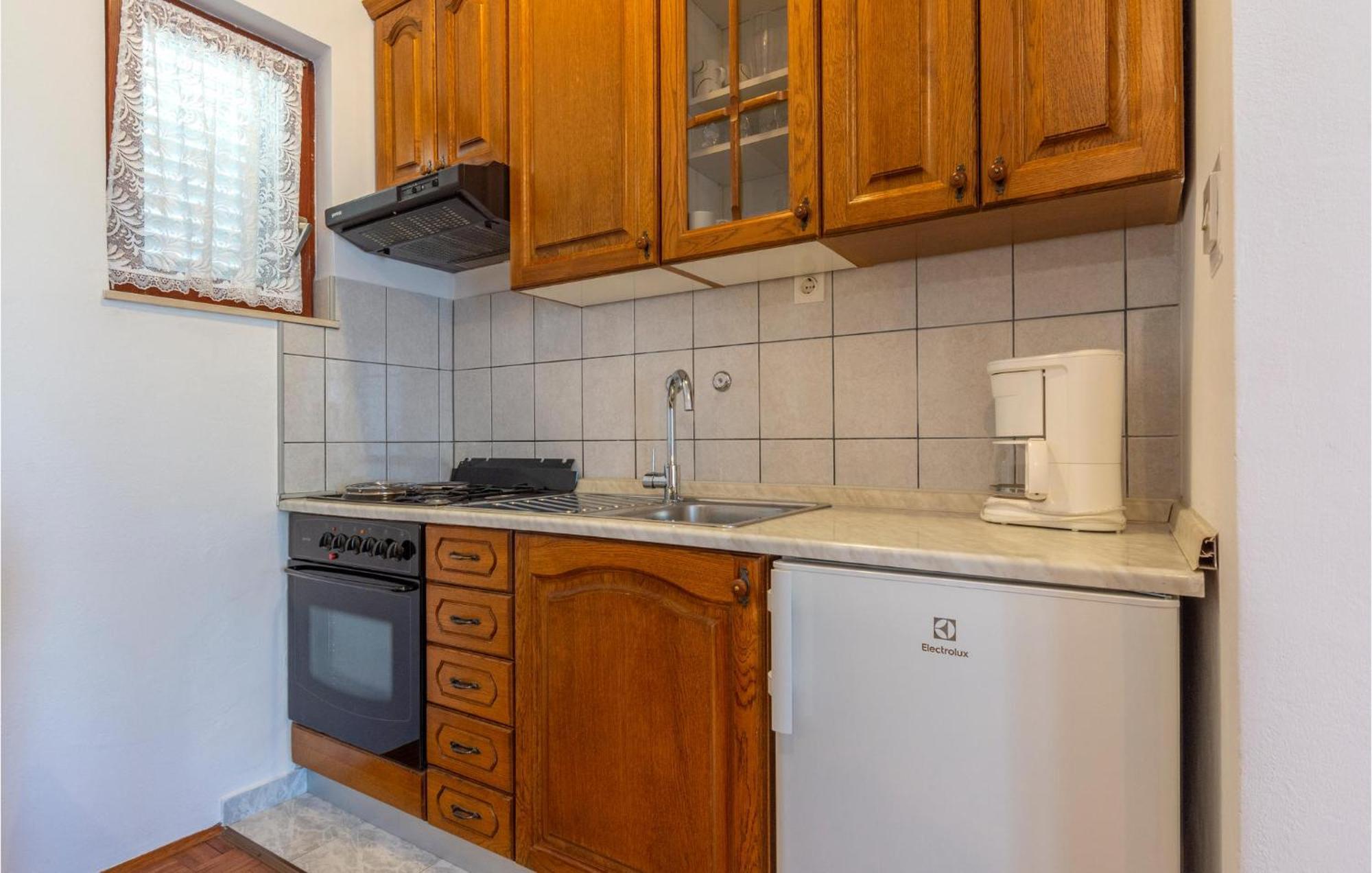 Lovely Apartment In Stobrec With Wifi Split Bagian luar foto
