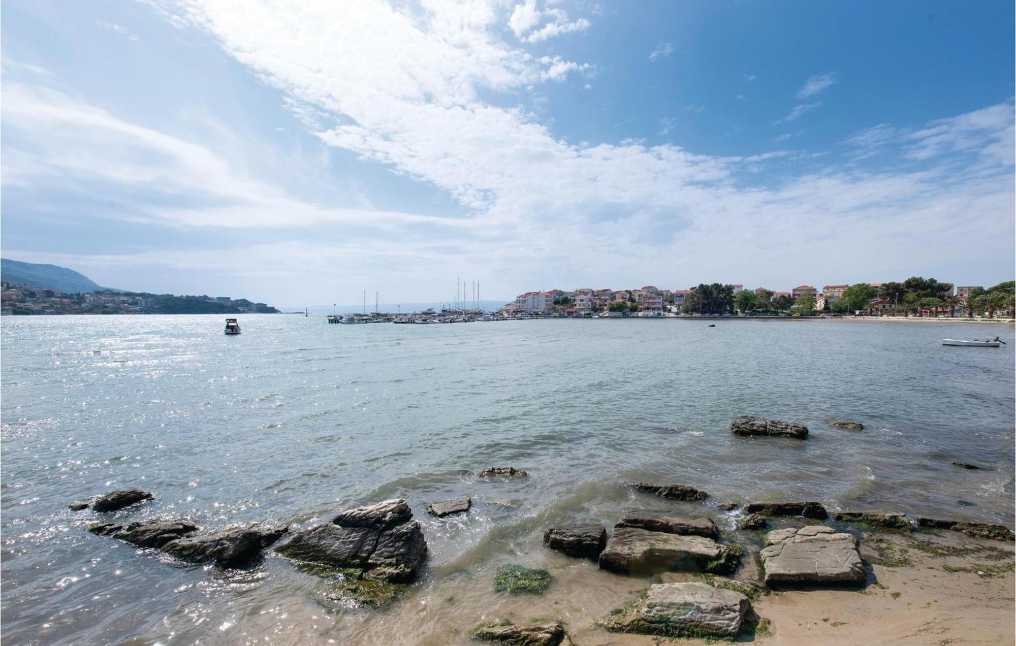 Lovely Apartment In Stobrec With Wifi Split Bagian luar foto