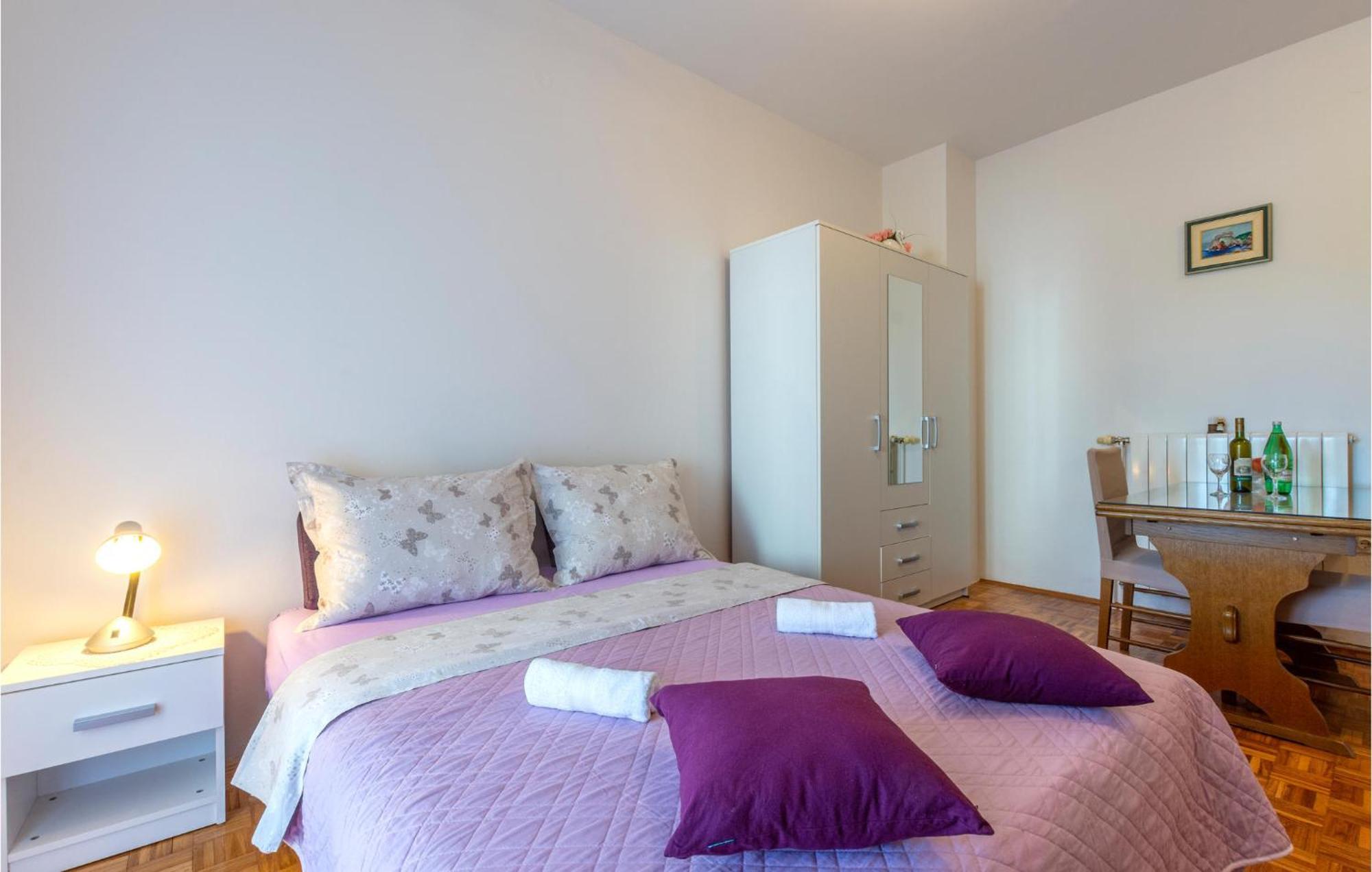 Lovely Apartment In Stobrec With Wifi Split Bagian luar foto